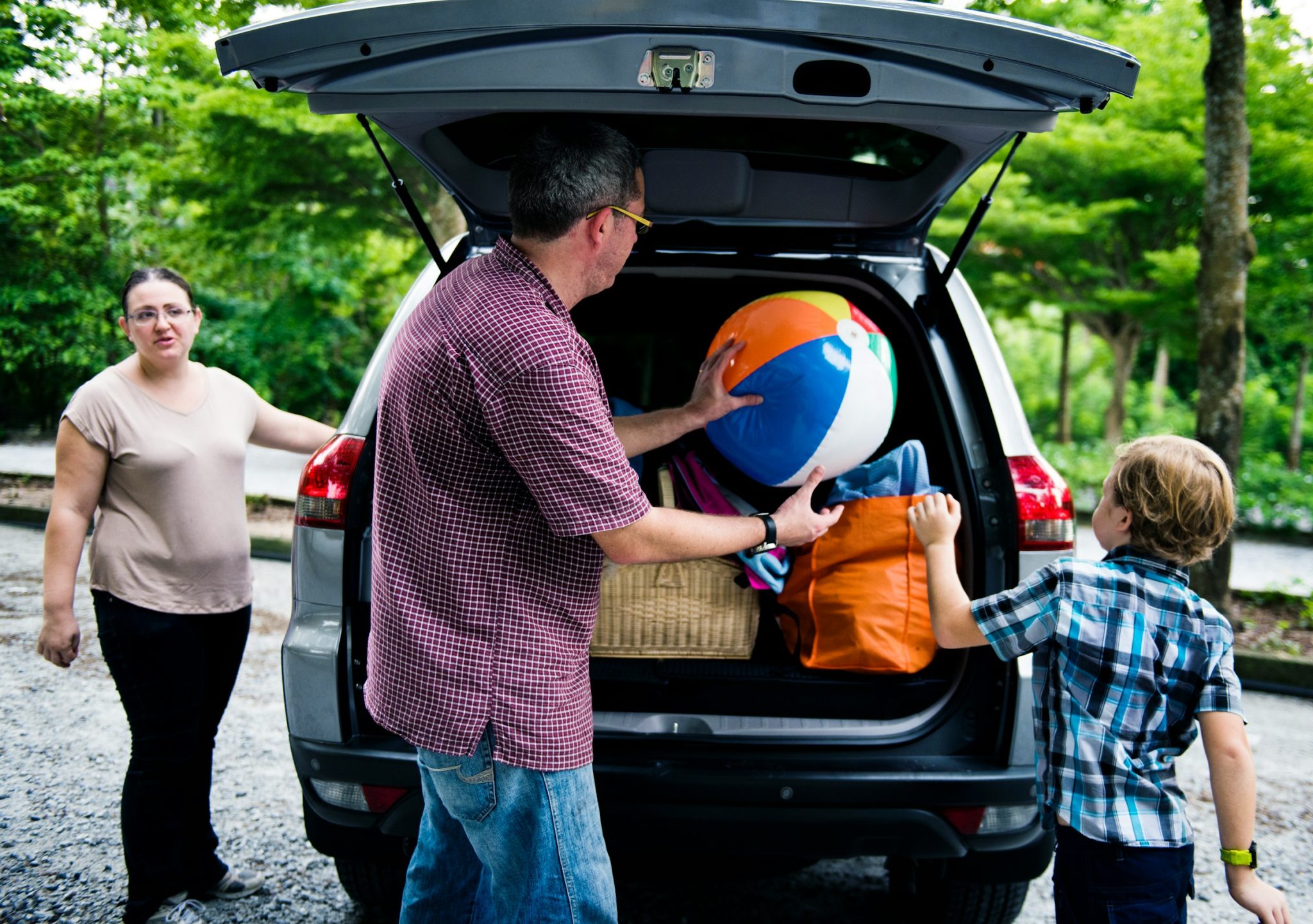 Essential road trip tips for a young family traveling in their own car