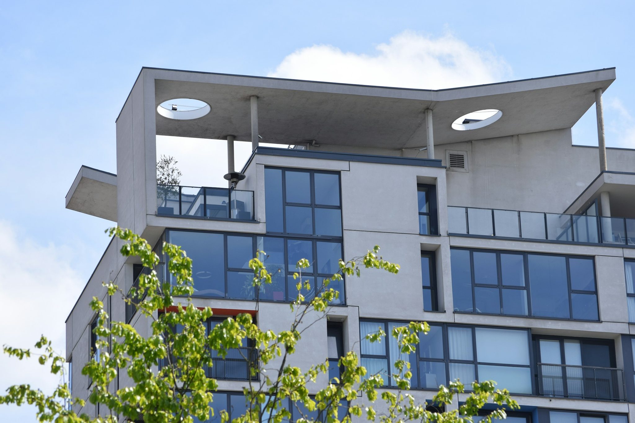 How to evaluate a luxury condo before making a smart purchase