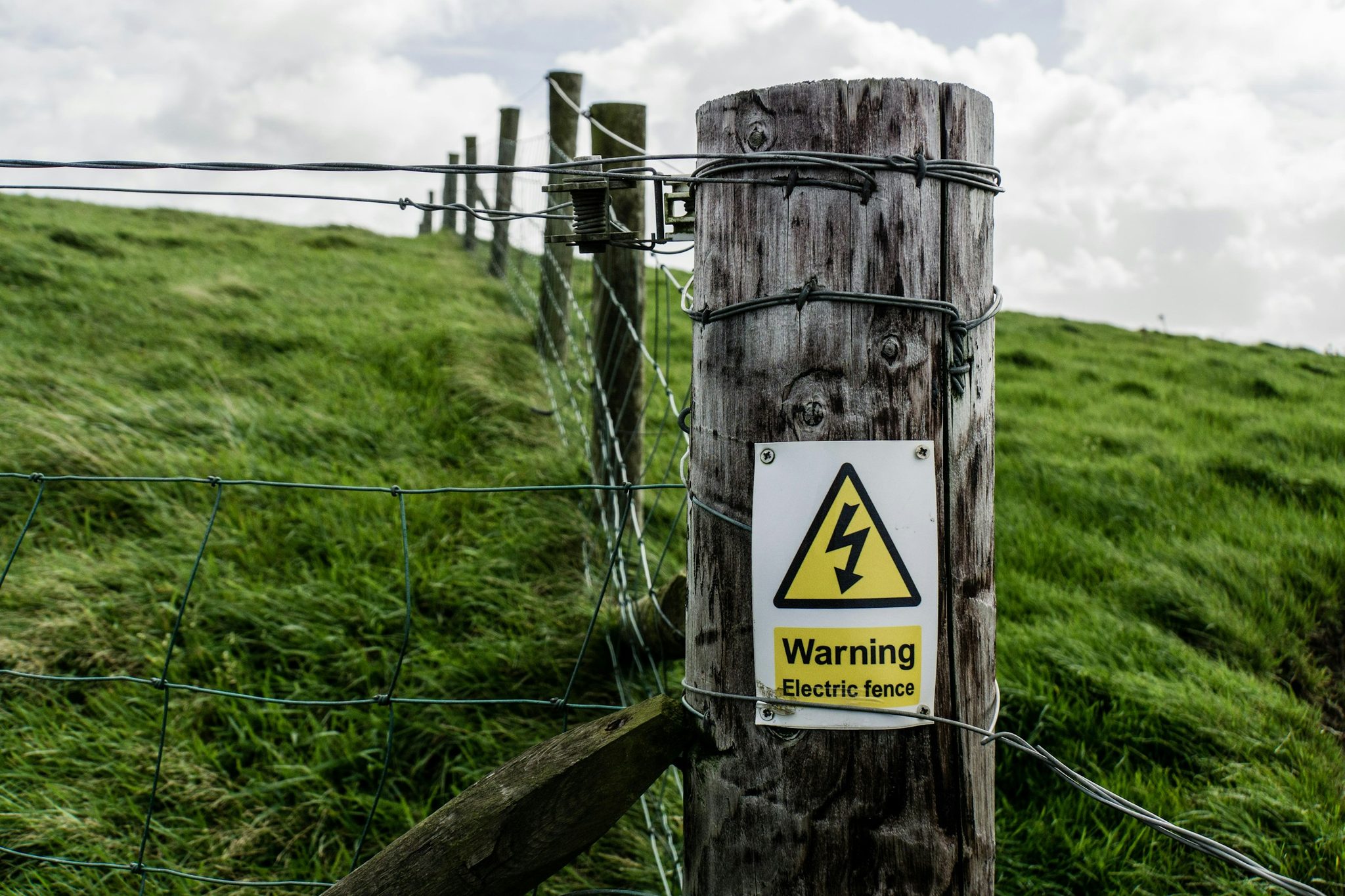 Tip for maintaining an electric fence through the seasons