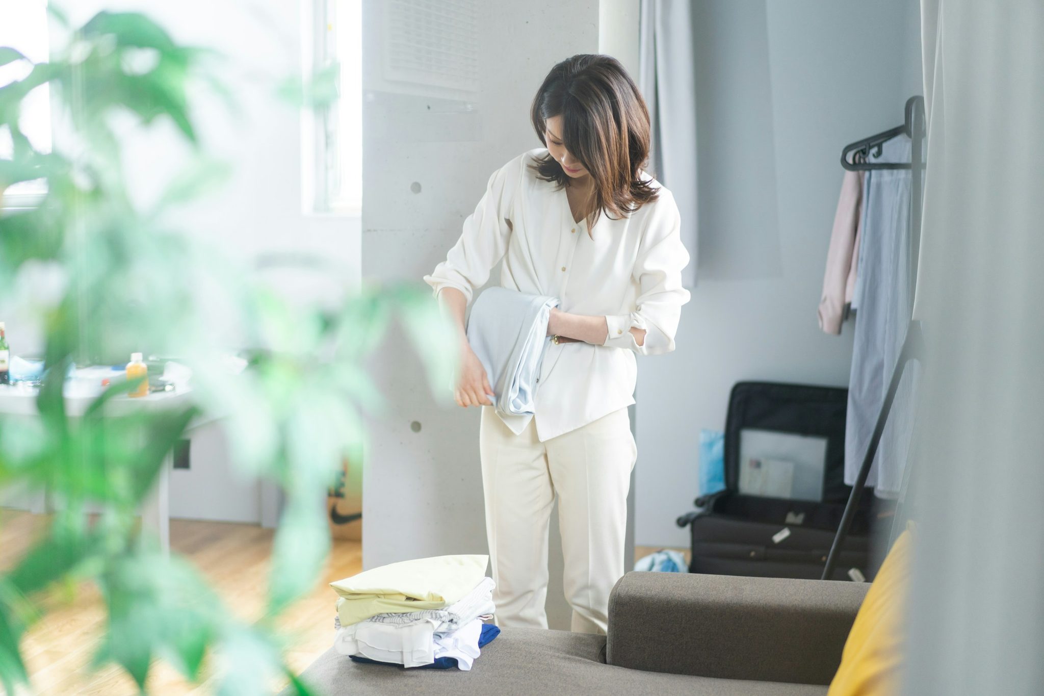 How to keep travel pests out of your home after a trip