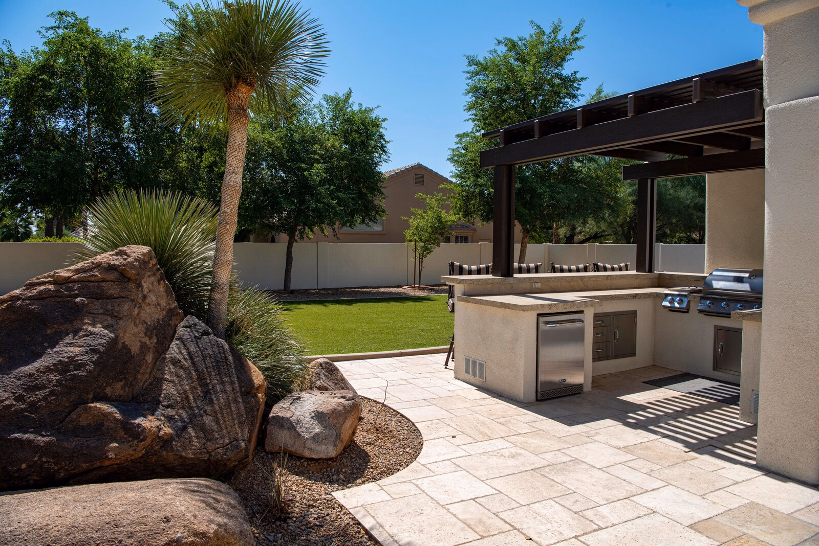 Which natural stones suit a wet look sealer? 3 choosing a finish for natural stone starts with knowing exactly how each stone behaves. Some stones gain dramatic depth from a wet look coating, while others barely change. Porous stone sealed with tss pro stone sealants ends up richer in tone than stone under standard clear coatings. A pale, dense slab and a dark, open one rarely end up looking alike after sealing. A homeowner who checks how each stone responds before starting is less likely to face a costly redo. Here is a quick guide to the stones that suit this kind of finish. Which natural stones suit a wet look sealer?